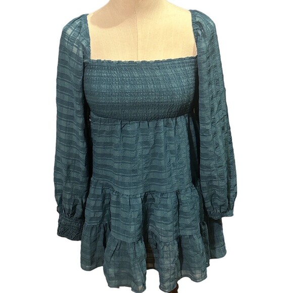 Urban‎ Outfitter River Smocked Long Sleeve Mini Dress Size Small EUC - Picture 1 of 4